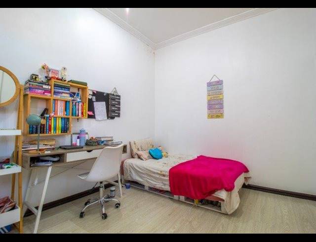 4 BEDROOM HOUSE FOR SALE IN BLUFF